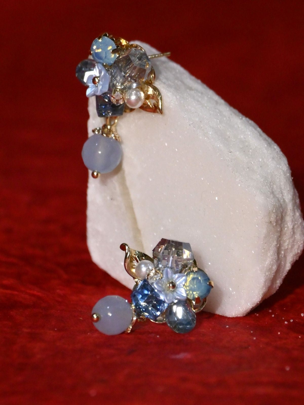 Aira Cluster Stud Earrings