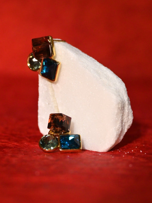 Niva Stud Earrings