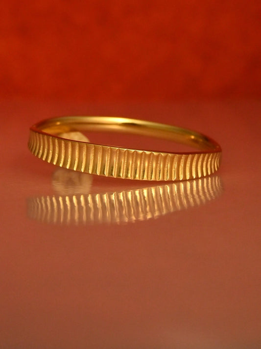 Glimmer Line Bracelet