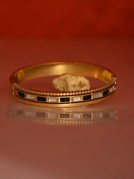 The Monochrome Bracelet