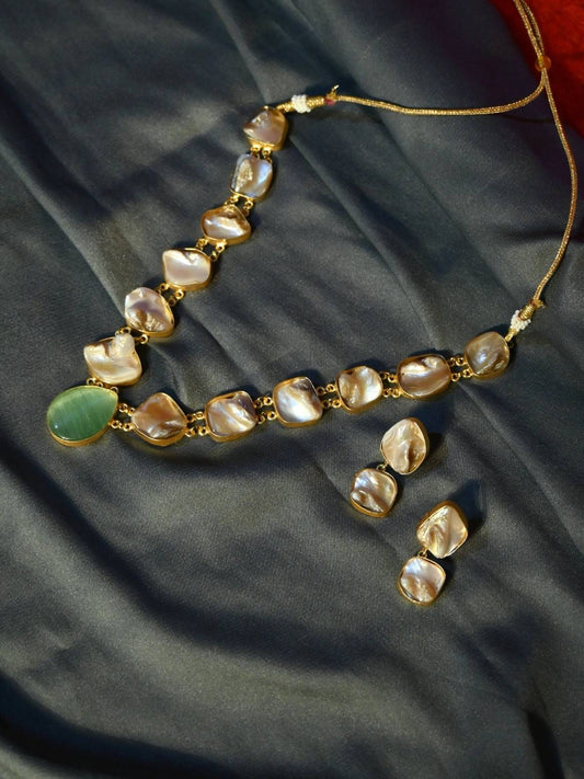 The Ocean Queen Necklace Set