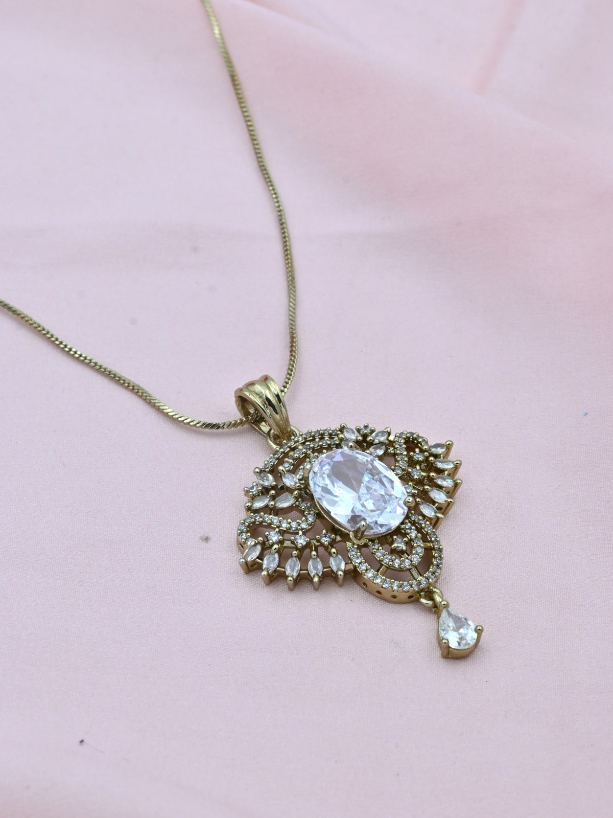 Vintage Grace American Diamond Pendant Set