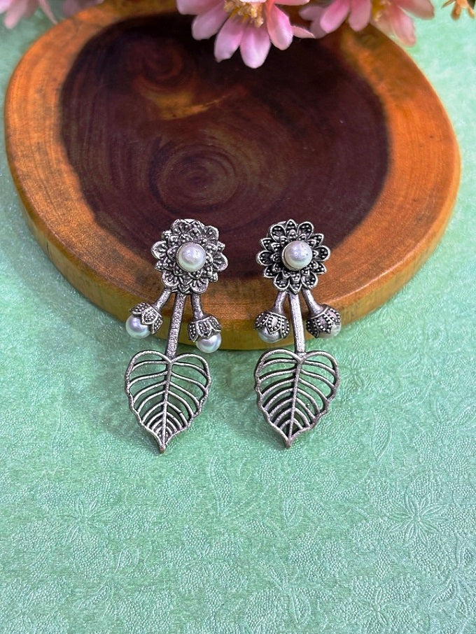 Pearl Bloom Leaf Earrings