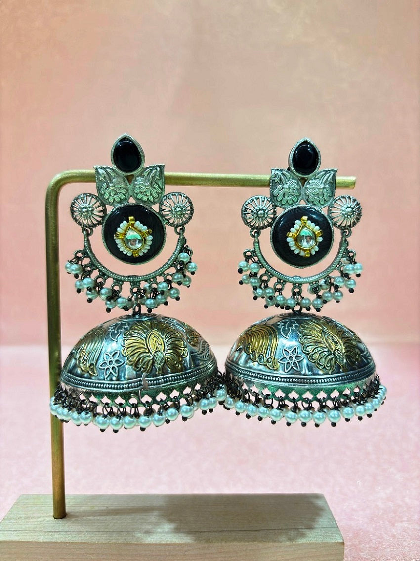 Rajshi Kundan Jhumka