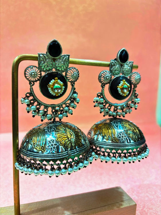 Rajshi Kundan Jhumka