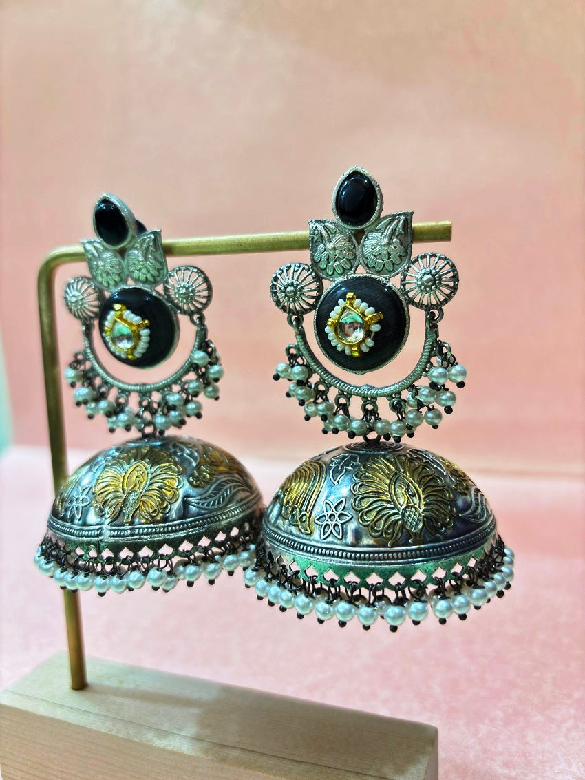 Rajshi Kundan Jhumka