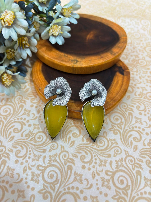 Pearl Petal Drop Earrings