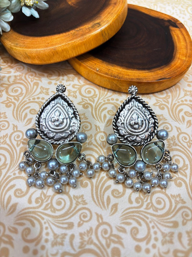 Antique Pearl Stud Earrings