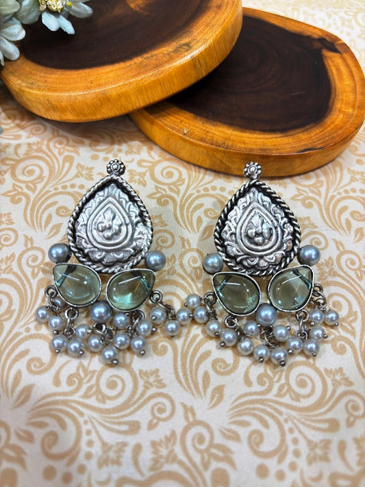 Antique Pearl Stud Earrings