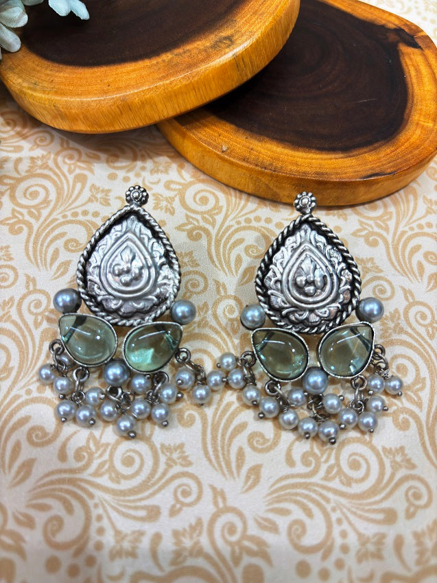 Antique Pearl Stud Earrings