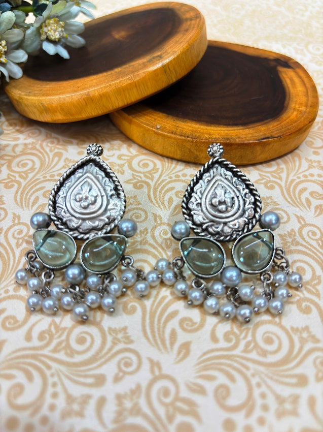 Antique Pearl Stud Earrings