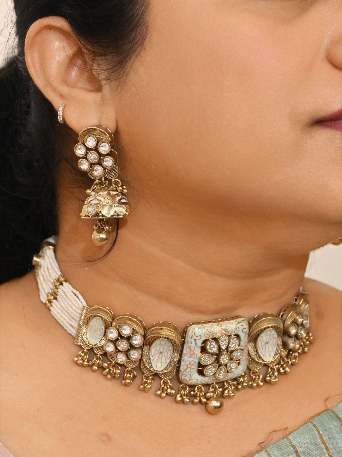 Golden Bloom Choker Set