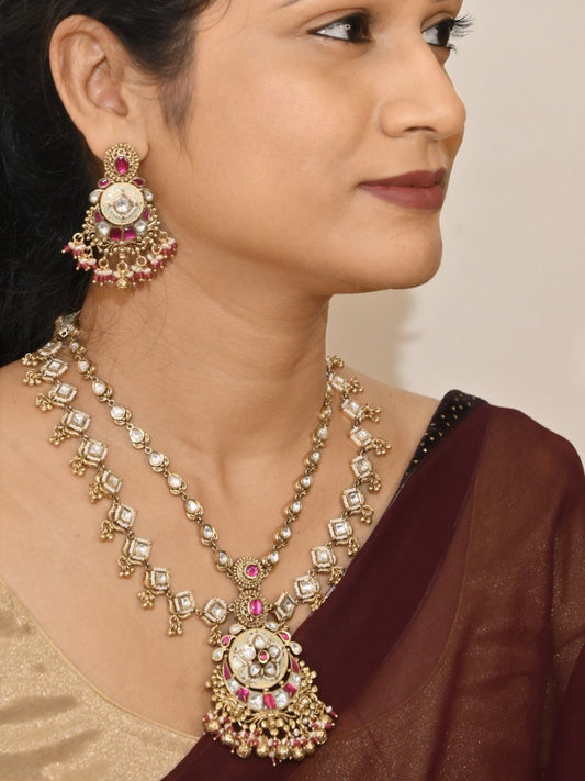 Radiant Stone Pearl Set