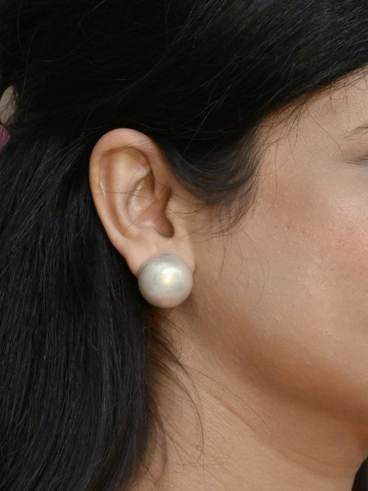Luna Pearl Earrings