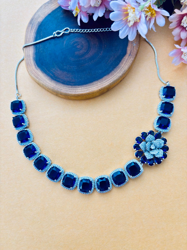 Midnight Blossom Necklace Set