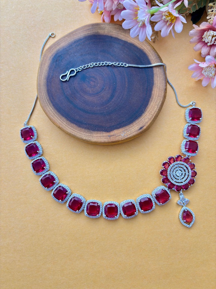 Royal Blossom Necklace Set