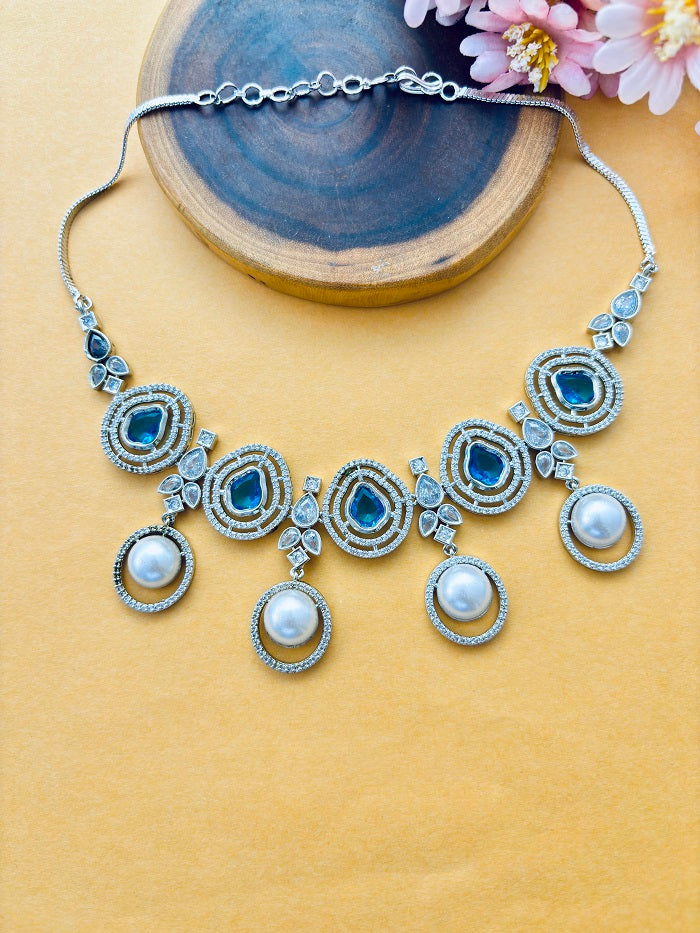 Pearl Elegance Necklace Set