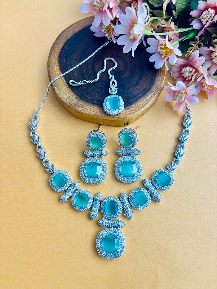 Eternal Dazzle Jewellery Set