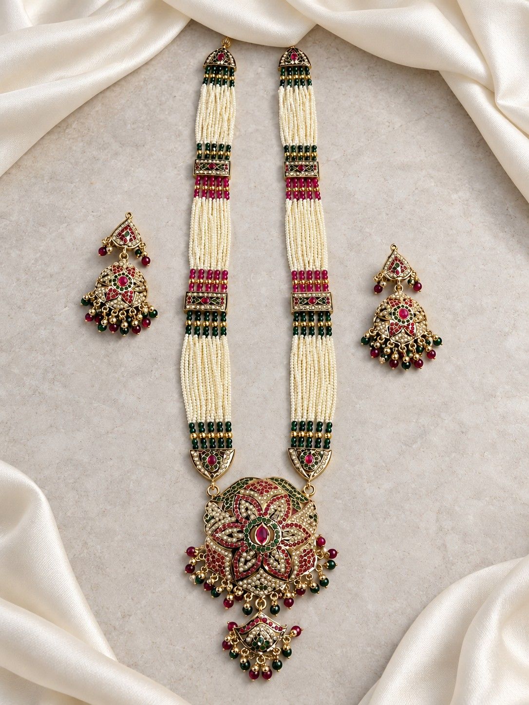 Regal Floral Jadau Piroyi Haar Set
