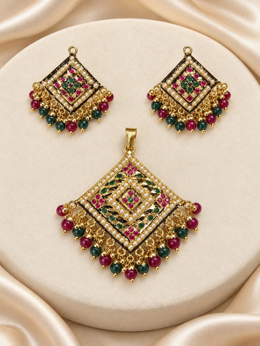 Aarohi Square Jadau Pendant Set